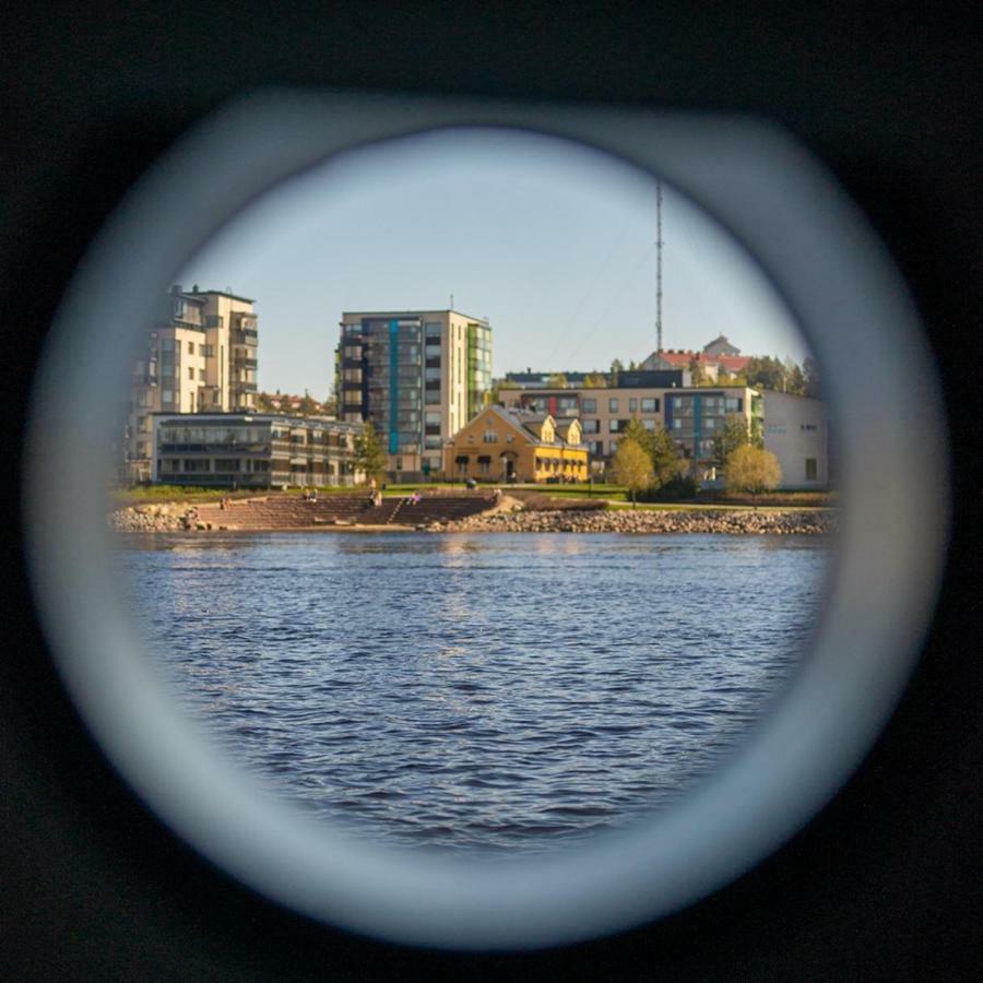Hotel Majoitus-Ravintolalaiva Saimatar Joensuu Exterior foto